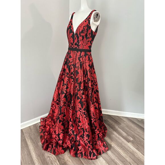 JOVANI PROM COLLECTION JVN55932 - Picture 5 of 9